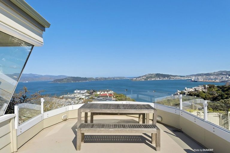 Photo of property in 165 Onslow Road, Khandallah, Wellington, 6035