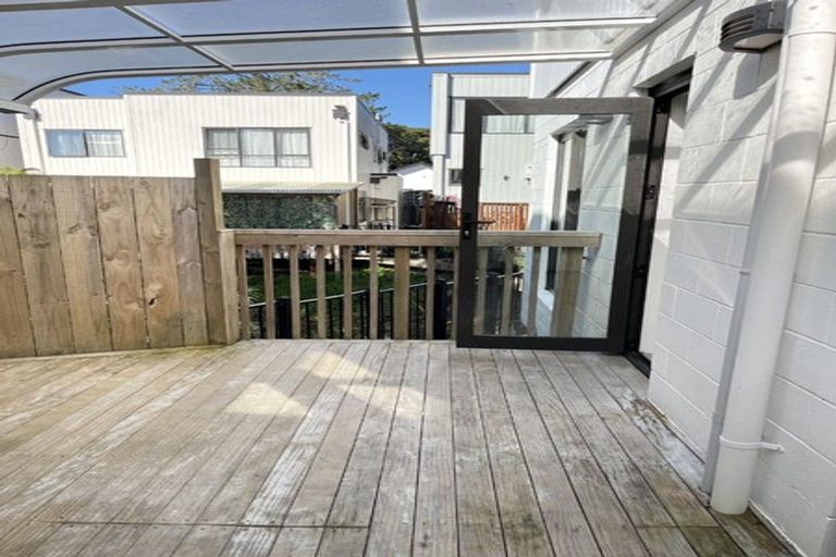 Photo of property in 20 Waka Street, Albany Heights, Auckland, 0632