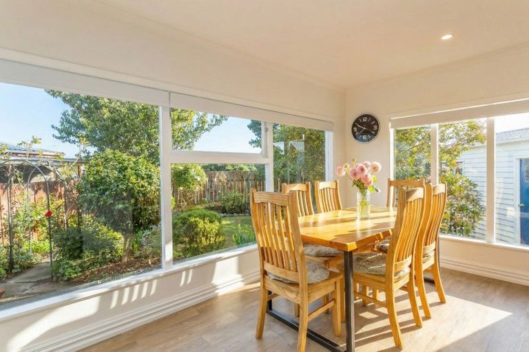 Photo of property in 12 Taverner Street, Carterton, 5713