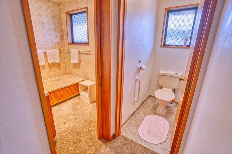 Photo of property in 18 Parfitt Place, Greymouth, 7805