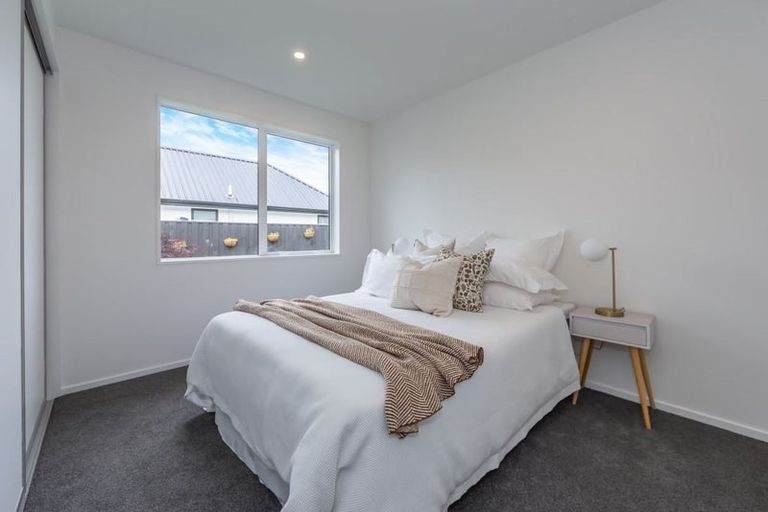 Photo of property in 23 Irvines Track, Halswell, Christchurch, 8025