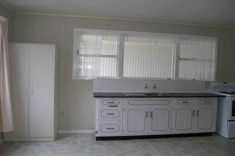 Photo of property in 72 Awapuni Road, Awapuni, Gisborne, 4010