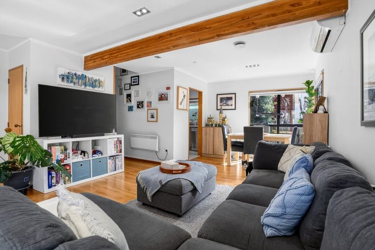 Photo of property in 2/164 Nile Road, Milford, Auckland, 0620