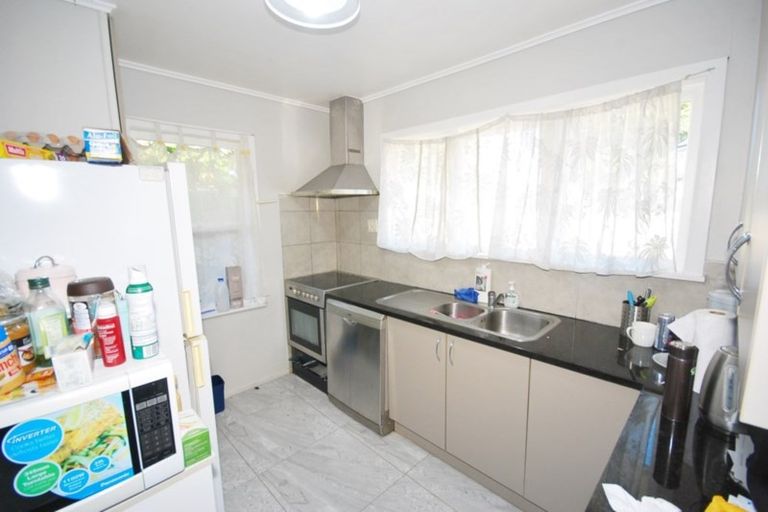 Photo of property in 2/86 Huia Road, Papatoetoe, Auckland, 2025