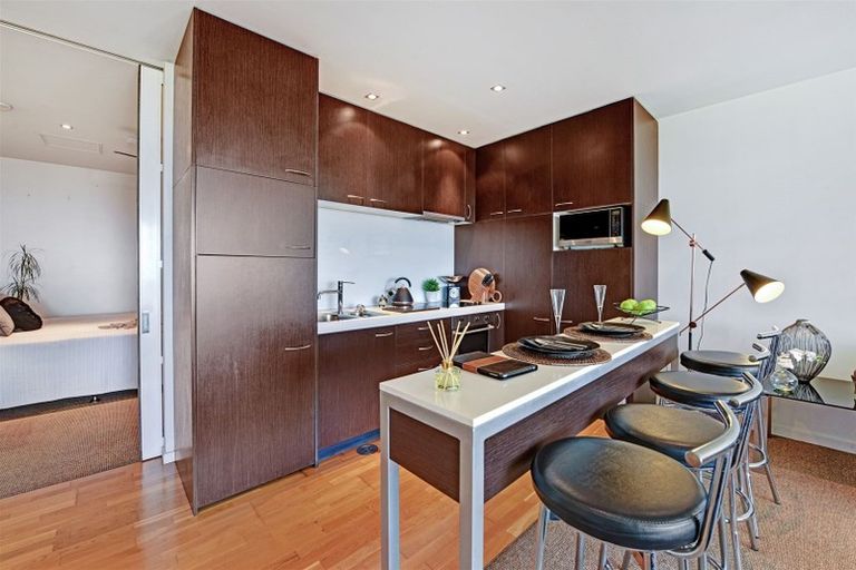 Photo of property in Latitude 41, 2/269 Wakefield Quay, Stepneyville, Nelson, 7010