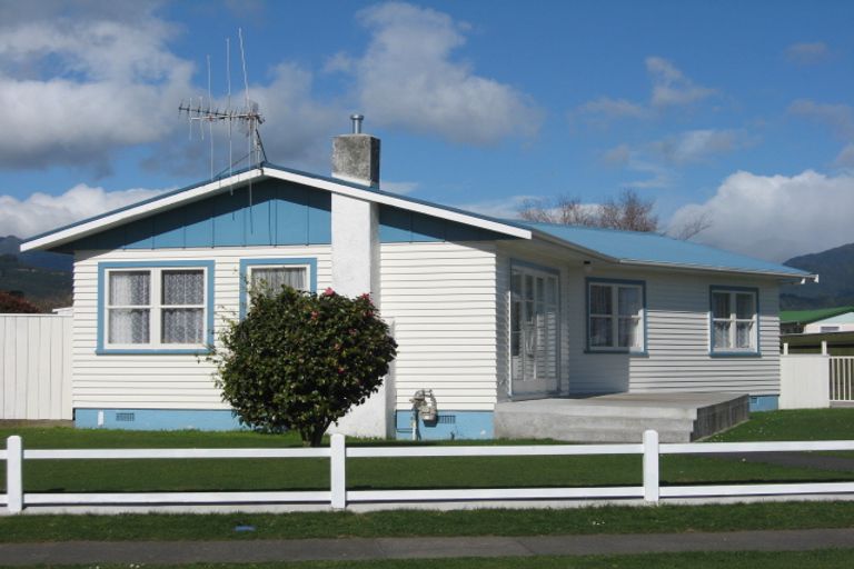 Photo of property in 7 Balmoral Street, Levin, 5510