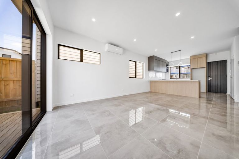 Photo of property in 4 Tukauri Place, Papakura, 2110