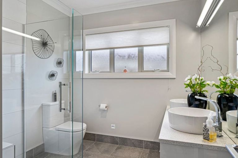 Photo of property in 8 Saint Columbans Grove, Boulcott, Lower Hutt, 5010