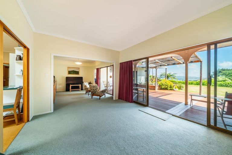 Photo of property in 298b Paekakariki Hill Road, Paekakariki Hill, Porirua, 5381