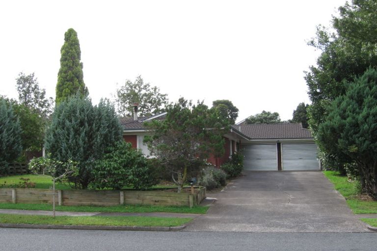 Photo of property in 18 Meadway, Sunnyhills, Auckland, 2010