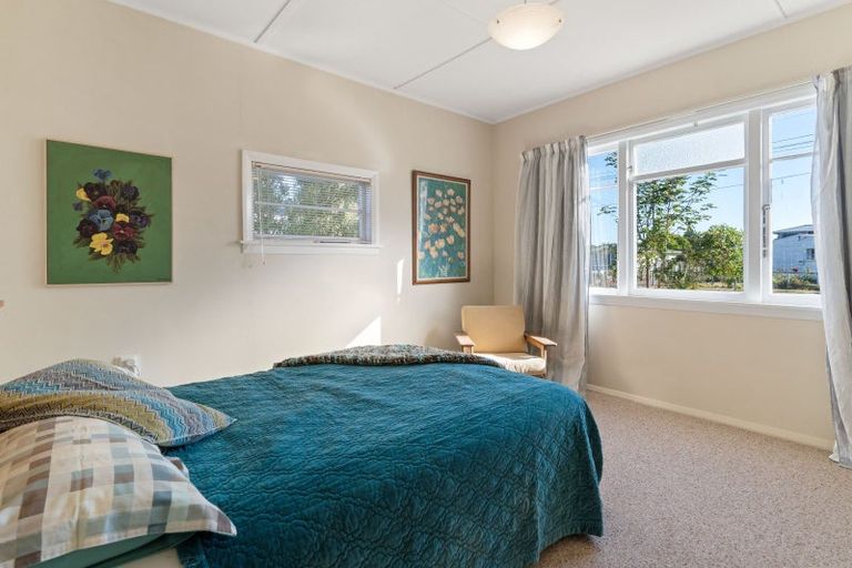 Photo of property in 26 Richmond Road, Carterton, 5713