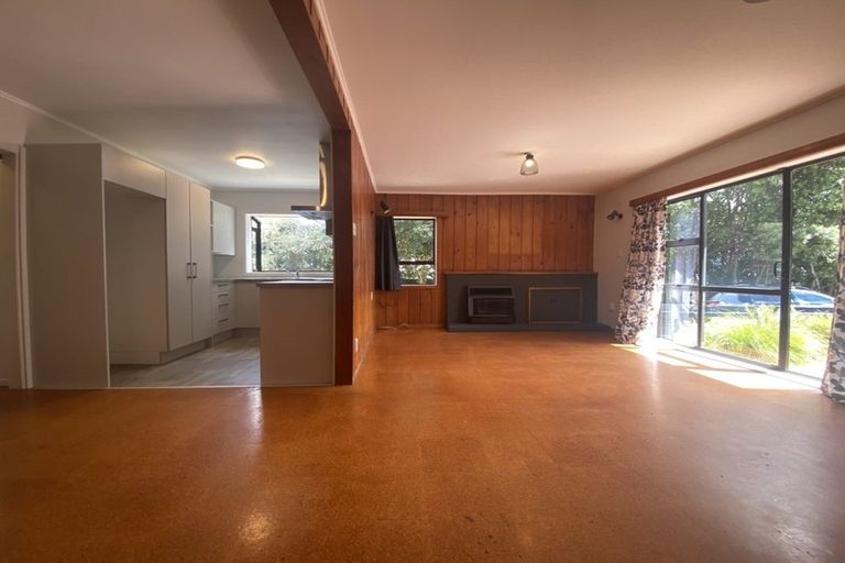 Photo of property in 56 Kahu Road, Paremata, Porirua, 5024