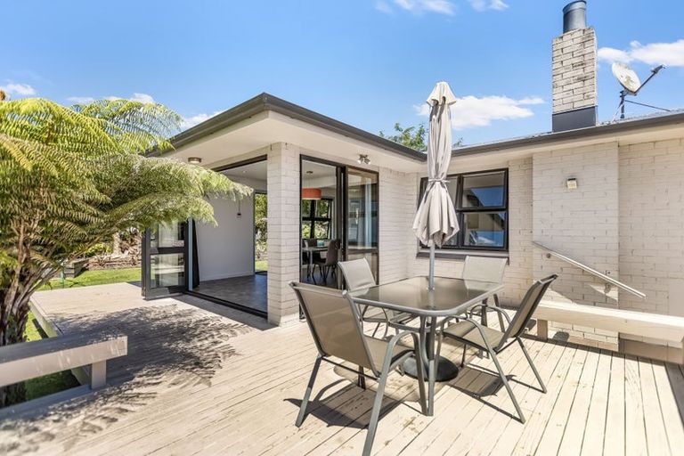 Photo of property in 32 Porikapa Road, Owhata, Rotorua, 3010