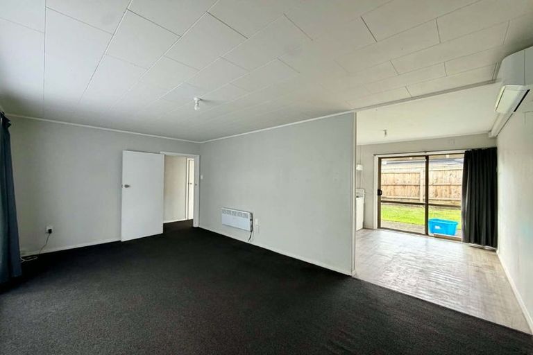 Photo of property in 22 Cook Street, Marfell, New Plymouth, 4310