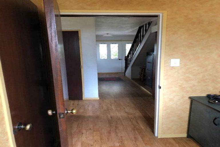 Photo of property in 23 Tobin Place, Richmond Heights, Taupo, 3330