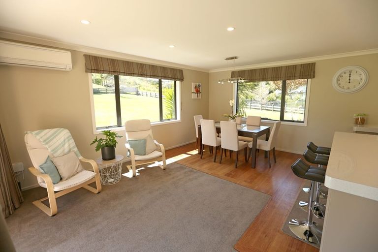 Photo of property in 64 Dalmore Way, Acacia Bay, Taupo, 3385