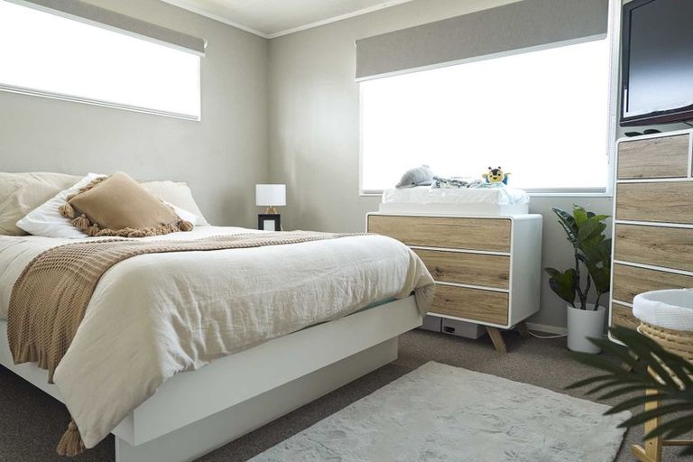 Photo of property in 39 Court Town Close, Mangere, Auckland, 2022