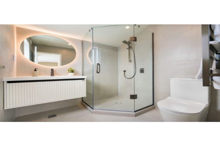 Photo of property in 6b Law Street, Torbay, Auckland, 0630
