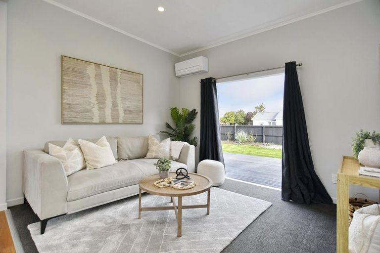 Photo of property in 868 Main North Road, Belfast, Christchurch, 8051