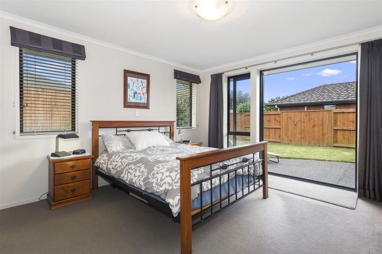 Photo of property in 70 Carrington Drive, Papamoa Beach, Papamoa, 3118