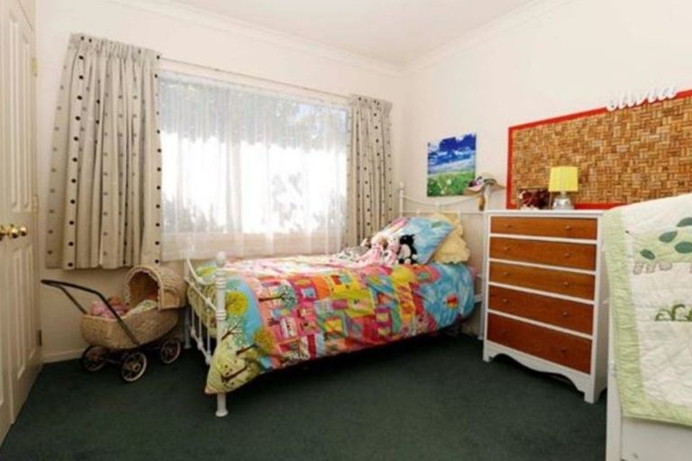 Photo of property in 21 Catalina Drive, Melville, Hamilton, 3206