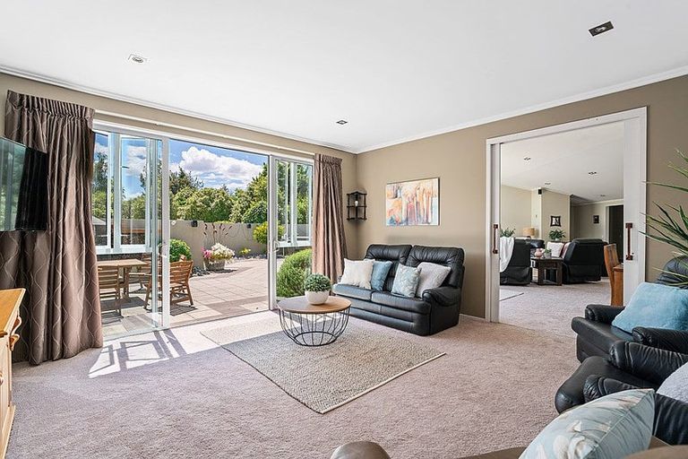 Photo of property in 17 Roberts Drive, Cromwell, 9310