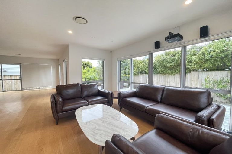 Photo of property in 23a Manuwai Road, Torbay, Auckland, 0630