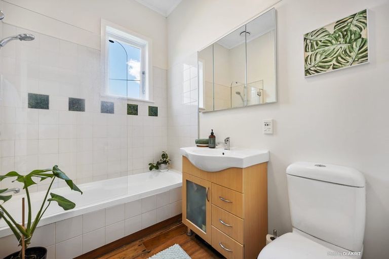 Photo of property in 44 Hamilton Road, Hataitai, Wellington, 6021