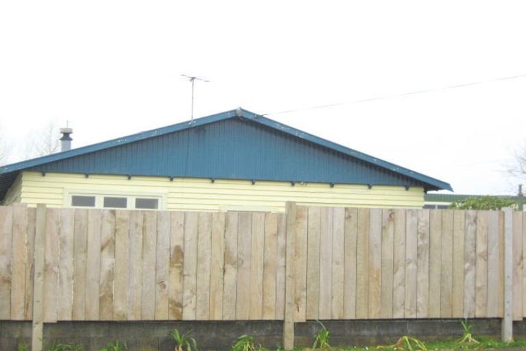 Photo of property in 29a Carthew Street, Okato, 4335