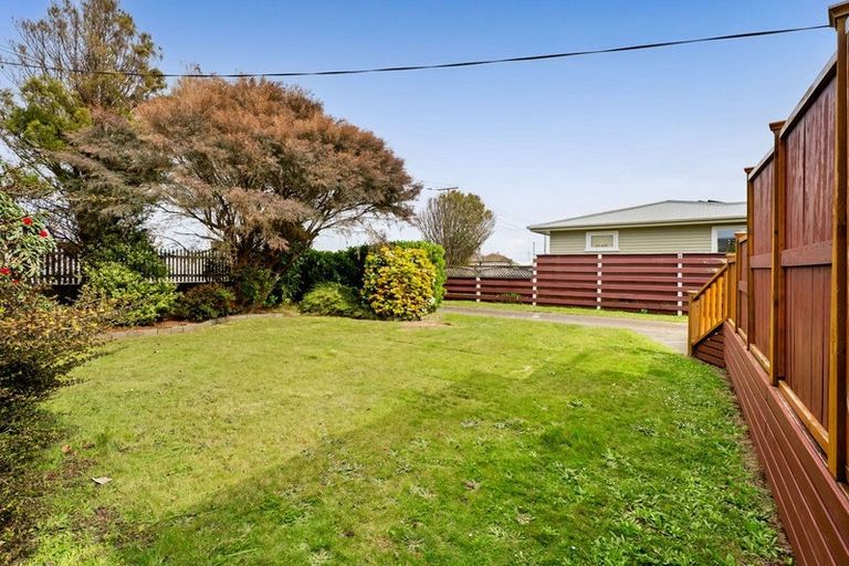 Photo of property in 58 Reid Avenue, Hawera, 4610