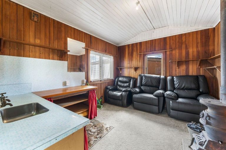 Photo of property in 47 Te Rangitautahanga Road, Turangi, 3334