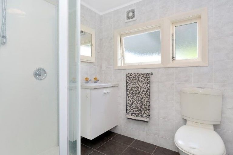 Photo of property in 2/24 Upland Street, Brookfield, Tauranga, 3110