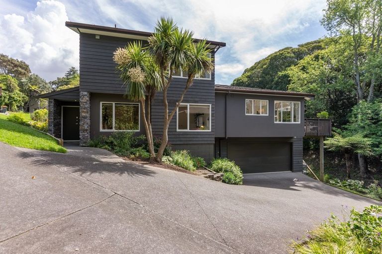 Photo of property in 25 Bemrose Place, Cockle Bay, Auckland, 2014