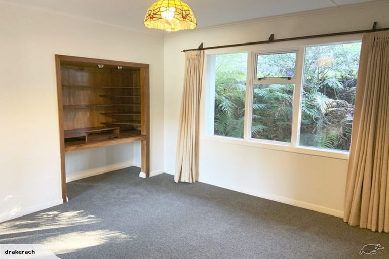 Photo of property in 4 Bledisloe Crescent, Wainuiomata, Lower Hutt, 5014