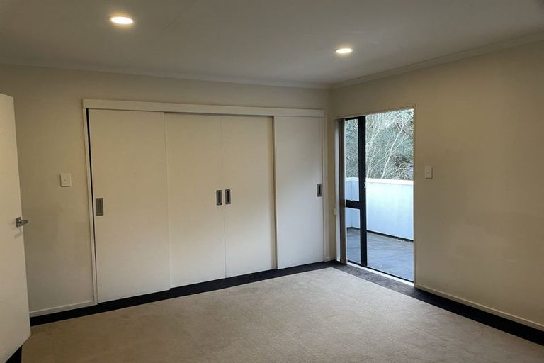 Photo of property in 89a Mt Lebanon Crescent, The Gardens, Auckland, 2105