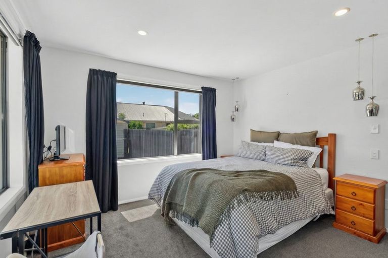 Photo of property in 28 Greenhaven Drive, Burwood, Christchurch, 8083