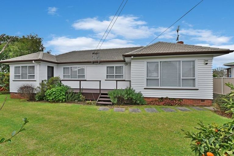 Photo of property in 49 Graeme Avenue, Mangere East, Auckland, 2024