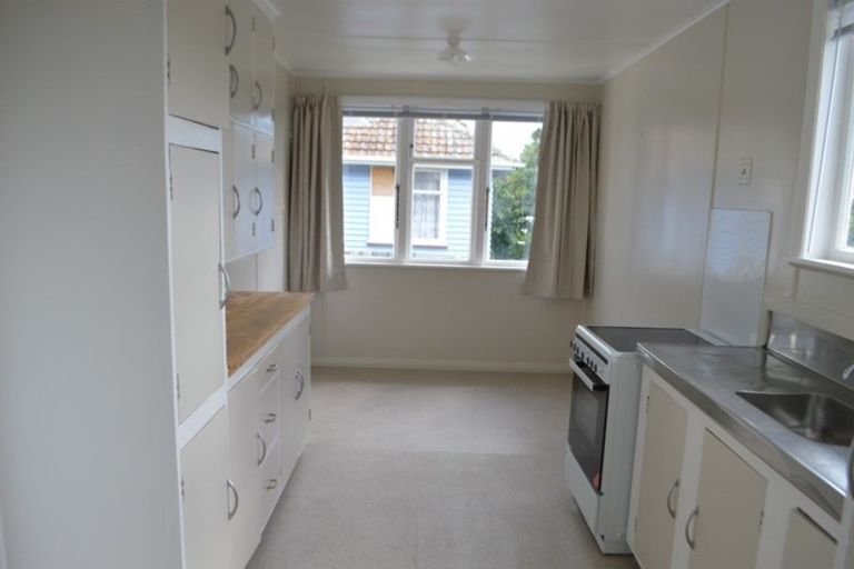 Photo of property in 4 Muturangi Grove, Elsdon, Porirua, 5022