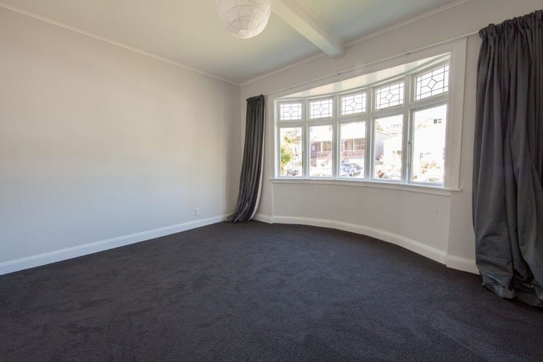 Photo of property in 28 Emerson Street, Berhampore, Wellington, 6023