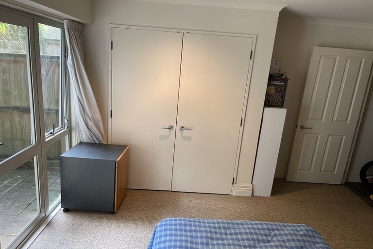 Photo of property in 10/5 Malcolm Lane, Thorndon, Wellington, 6011