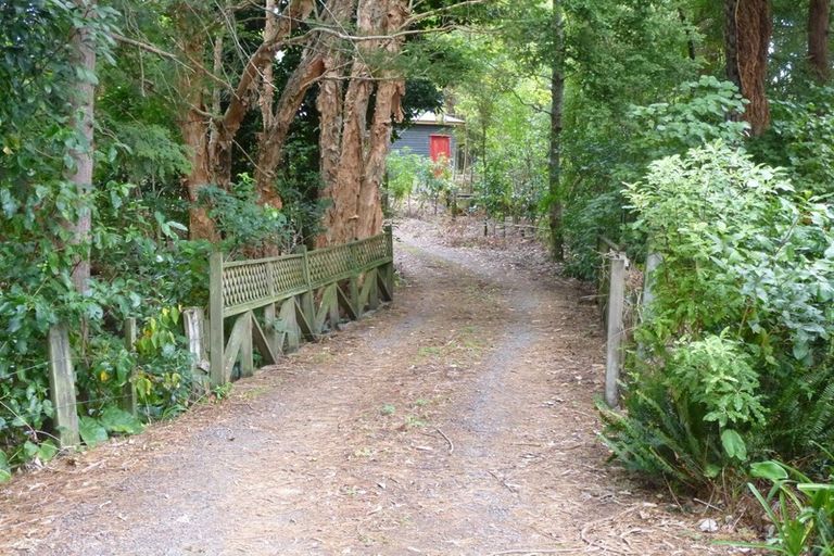 Photo of property in 403 Scotts Road, Linton, Palmerston North, 4472