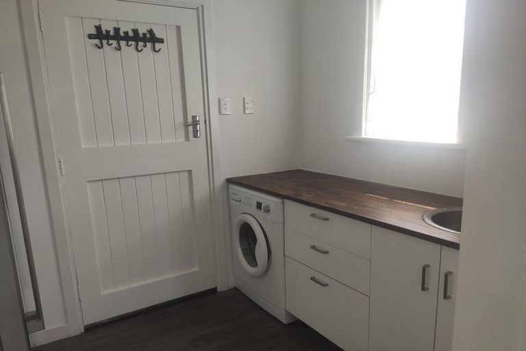 Photo of property in 211 Helensburgh Road, Wakari, Dunedin, 9010