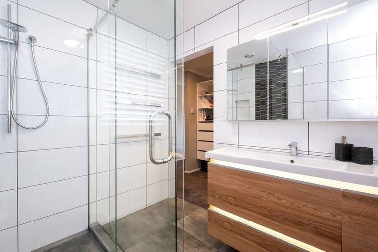 Photo of property in 20 Russell Robertson Drive, Havelock North, 4130