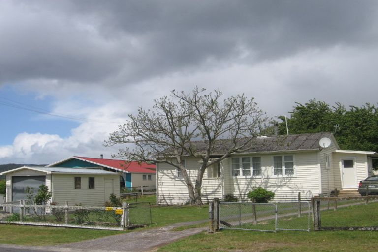 Photo of property in 19 Moana Crescent, Mangakino, 3421