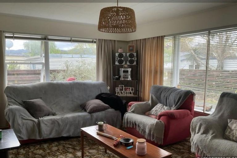 Photo of property in 51a Seddon Street, Wallaceville, Upper Hutt, 5018