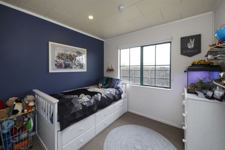 Photo of property in 94 Roberts Line, Kelvin Grove, Palmerston North, 4414