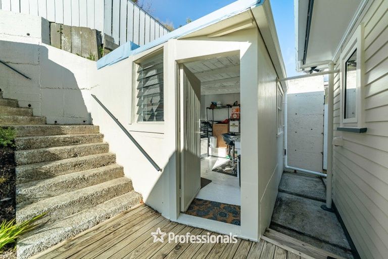 Photo of property in 61 Petrie Street, Wainuiomata, Lower Hutt, 5014