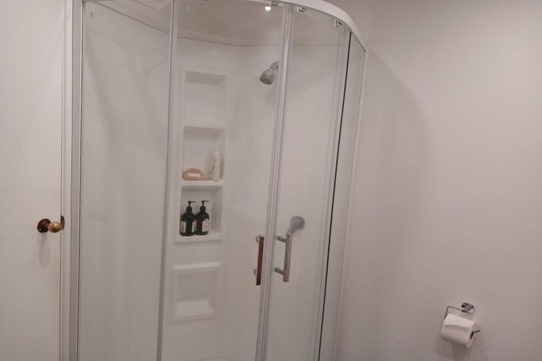 Photo of property in 22 Grass Street, Roseneath, Wellington, 6011