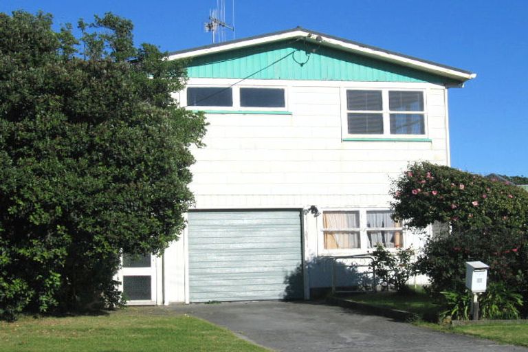 Photo of property in 31 Koromiko Street, Otaki Beach, Otaki, 5512