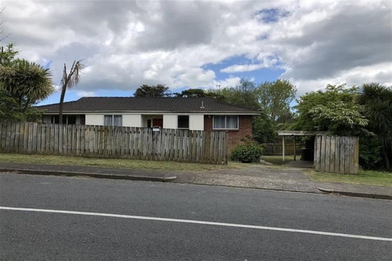 Photo of property in 61 Harrington Road, Henderson, Auckland, 0610